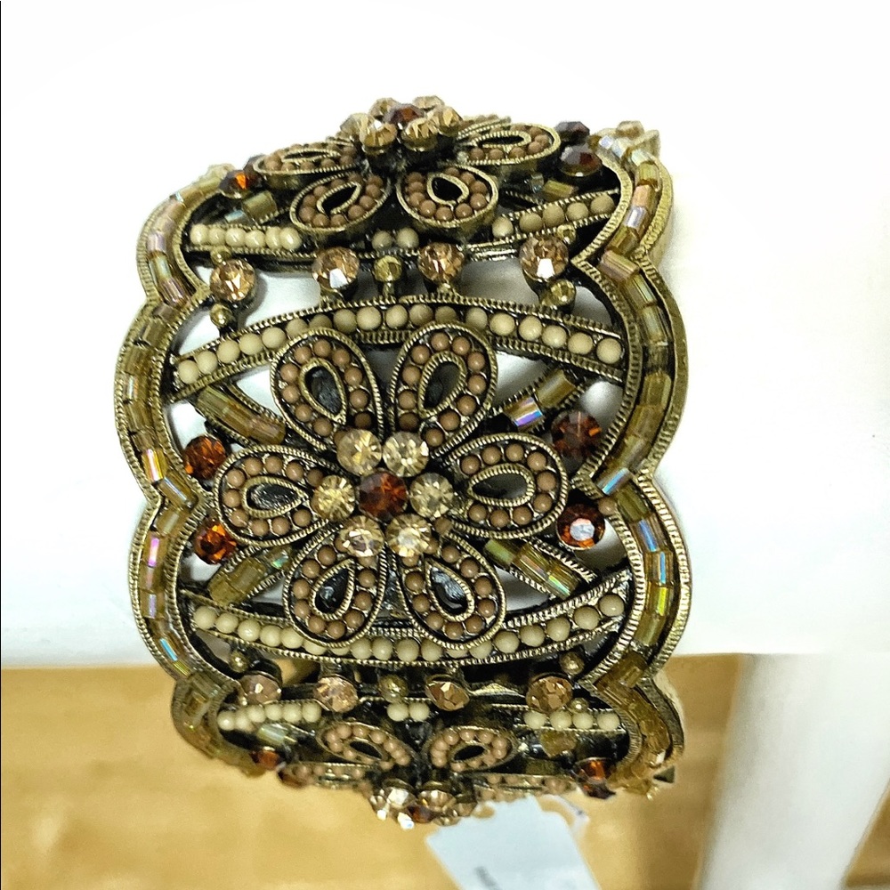Vintage Style Gold Crystal Floral Bracelet